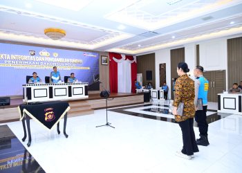 Polda Jambi Laksanakan Pakta Integritas Dan Pengambilan Sumpah Bagi Calon Bintara Kompetensi Khusus (Bakomsus)