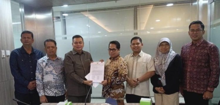 Sampaikan Aspirasi Penambahan Kuota Gas, Ketua DPRD Kota Jambi Kunjungi Kementerian ESDM