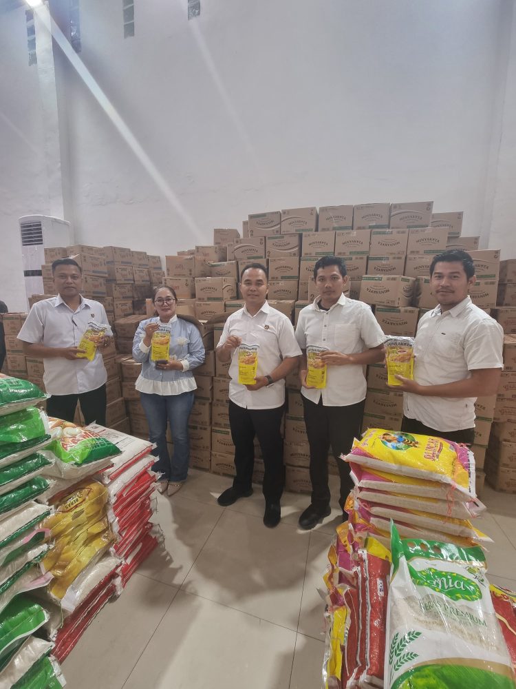 Pastikan Stok Minyak Goreng Tercukupi Selama Bulan Suci Ramadhan, Tim Indagsi Ditreskrimsus Polda Jambi Sidak Ke Distributor 