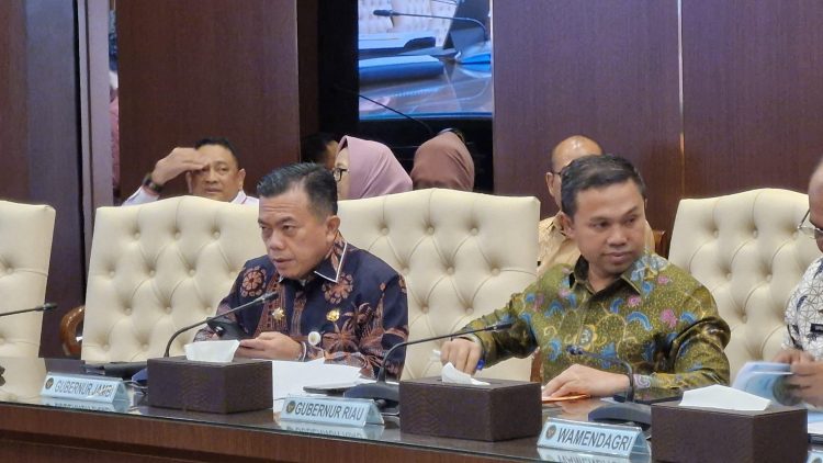 Gubernur Jambi Al Haris Hadiri Rapat Koordinasi Pembahasan Desk Koordinasi Penanganan Karhutla dan PPMI