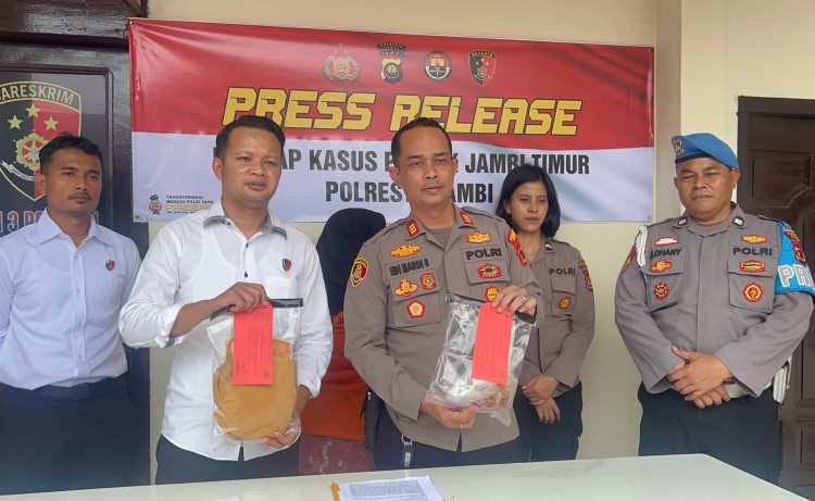 Nekat Oleskan Cabe Ke Wajah Temannya Saat Berkelahi, Seorang Ibu-Ibu Diamankan Polsek Jambi Timur