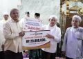 Gubernur Al Haris Serahkan Bantuan Safari Ramadhan Rp 45 Juta Di Merangin
