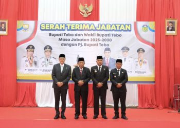 Hadiri Sertijab, Wagub Sani Harap Bupati Dan Wakil Bupati Tebo Susun Program Kerja Sesuai Dengan Kebutuhan Masyarakat