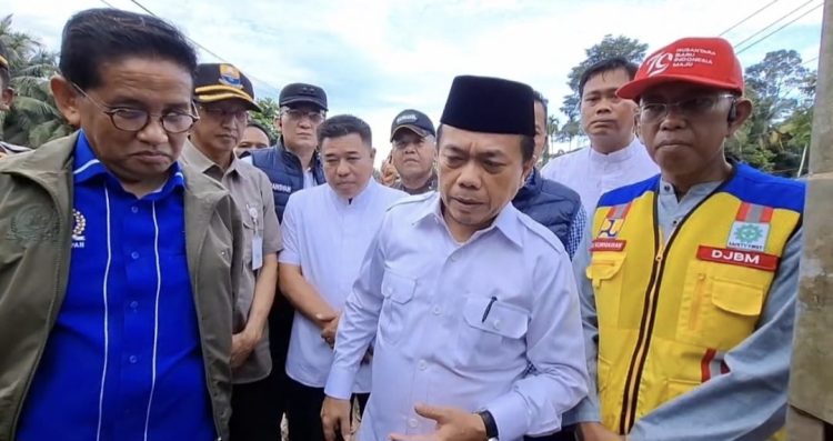 Gubernur Jambi Tinjau Jalan Putus di Bungo, Al Haris: Insyaallah Minggu Selesai