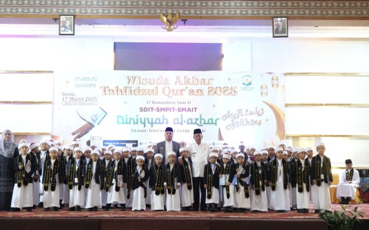 Wagub Sani Hadiri Wisuda Tahfidz Qur’an Ke-IV Diniyyah Al-Azhar