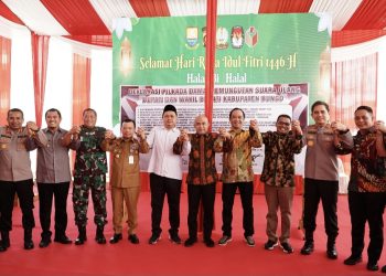 Gubernur Al Haris Hadiri Deklarasi PSU Pilkada Damai Bungo 2025