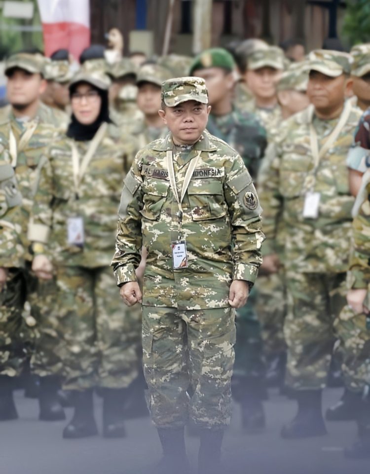 Gubernur Jambi Al Haris Terima Penghargaan dari Kapolri atas Dukungan terhadap Densus 88