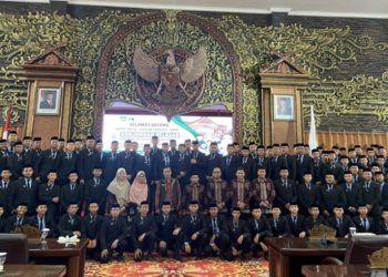DPRD Provinsi Jambi Terima Kunjungan Santri PKP Al Hidayah, Bahas Tugas dan Fungsi Legislatif