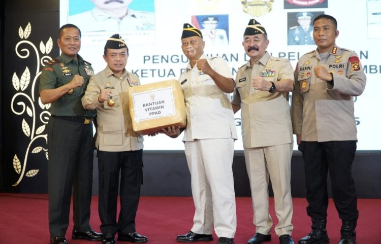 Gubernur Al Haris Dikukuhkan Sebagai Anggota Kehormatan PPAD Provinsi Jambi