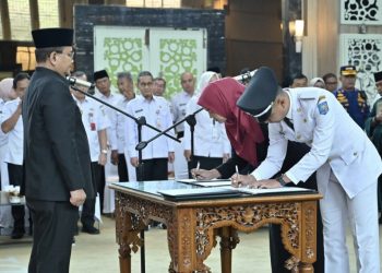 Optimalkan Pelayanan Publik, Pemkot Jambi Lantik 62 Pejabat Administrator, Pengawas Hingga Lurah