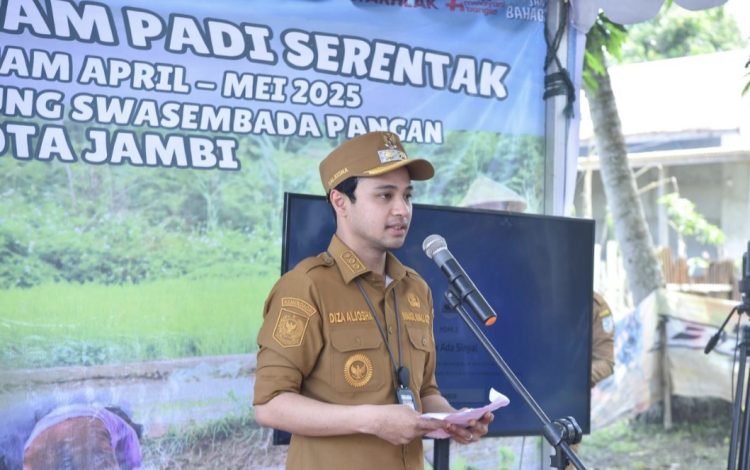 Wawako Diza Pimpin Tanam Padi Serentak, Mantapkan Langkah Menuju Swasembada Pangan