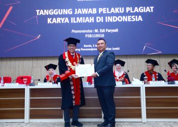 Sidang Promosi Doktor Sukses, Kombes Pol Muhammad Edi Faryadi Raih Gelar Tertinggi Akademik