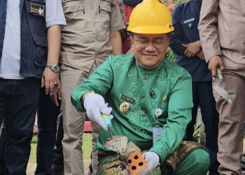 Wali Kota Jambi Bedah Rumah Ibu Suhartini, 82 Unit RTLH Ditargetkan Rampung Tahun Ini