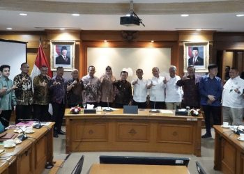 Audiensi Gubernur Jambi Dan Para Bupati Walikota Se-Provinsi Jambi Bersama Menteri Kehutanan RI