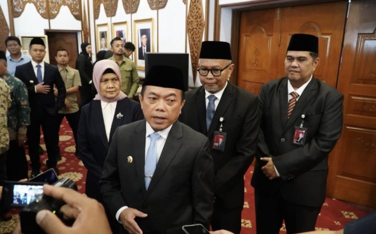 Lantik Direksi Baru Bank Jambi, Gubernur Al Haris Tekankan Profesionalisme Dan Inovasi
