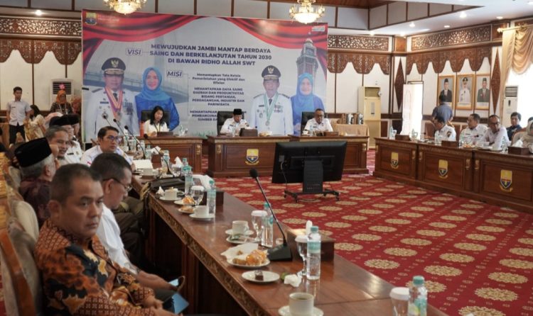 Gubernur Al Haris Dorong Kabupaten/Kota Bentuk Satgas Percepatan Program 3 Juta Rumah
