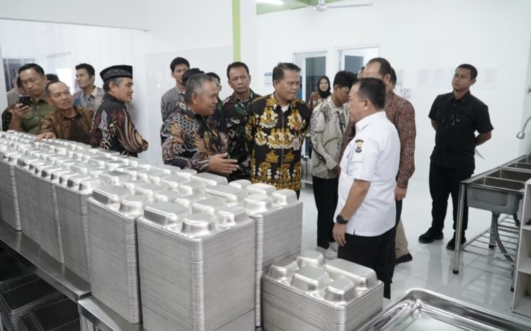 Gubernur Al Haris Dorong Kabupaten/Kota Percepat Pembangunan SPPG Untuk Masyarakat