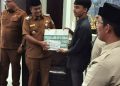 Maulana Salurkan Bantuan Operasional untuk 6 Masjid dan Beasiswa Bagi 3 Pelajar ke Universitas Al-Azhar