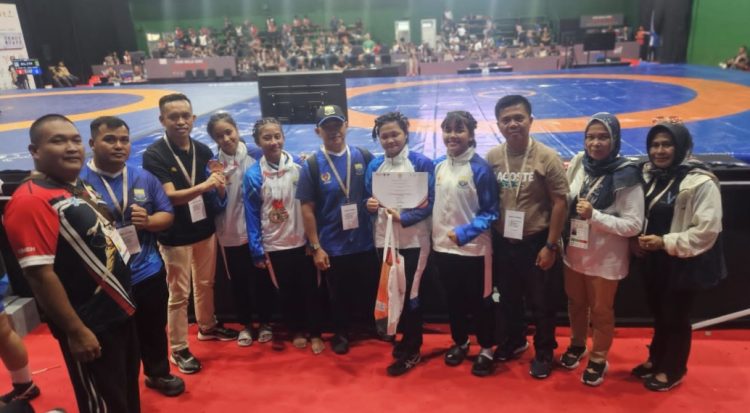 Atlet Gulat Putri Jambi Sumbang Tiga Perunggu PON Bela Diri