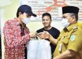 Wali Kota Jambi Serahkan Bantuan Sosial untuk Penderita HIV/AIDS, Tekankan Hilangkan Stigma Negatif