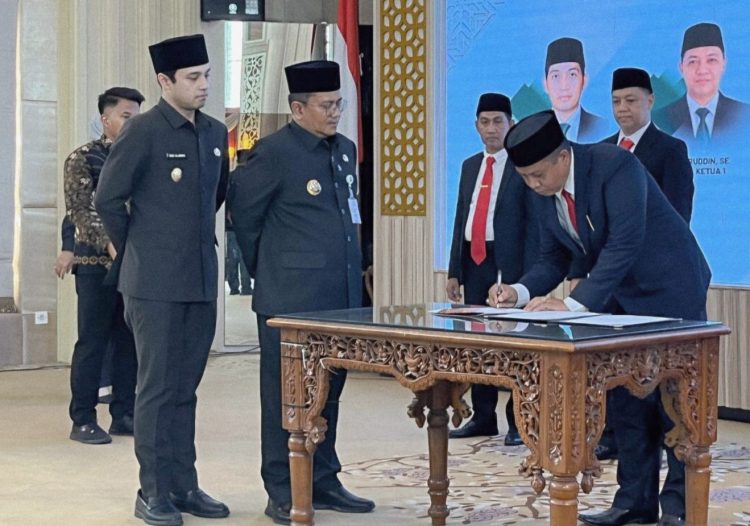 Perkuat Tata Kelola Zakat, Wali Kota Jambi Lantik Pimpinan BAZNAS Periode Baru