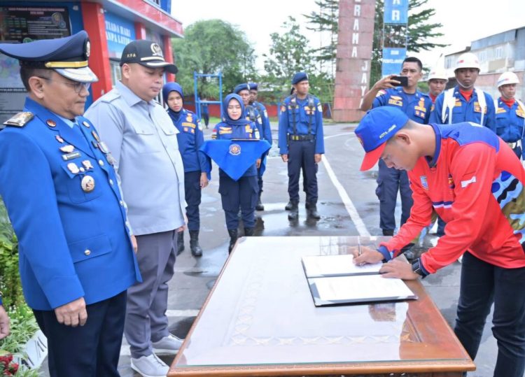 Wali Kota Maulana Kukuhkan Redkar 2025: Relawan Damkar Ditetapkan sebagai Garda Terdepan Kemanusiaan