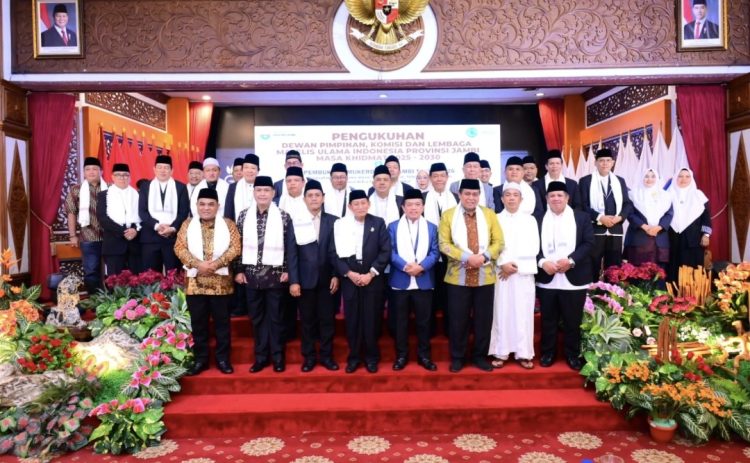 Wakapolda Jambi Hadiri Pengukuhan Pengurus MUI Provinsi Jambi dan Pembukaan Mukerda 2026