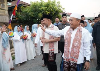 Mengenang H. Hanafi di Masjid Tertua Bungo, Gubernur Al Haris Teguhkan Pembangunan Untuk Rakyat