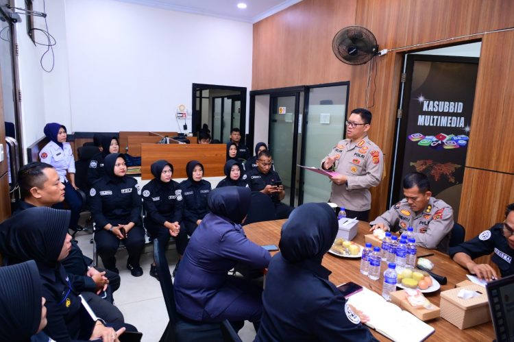 Bid Humas Polda Jambi Tingkatkan Kapasitas Personel melalui Pelatihan Peningkatan Kemampuan