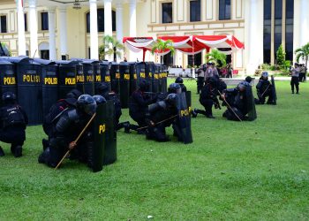 Polda Jambi Gelar Apel dan Simulasi Sispamkota, Perkuat Kesiapsiagaan Hadapi Potensi Gangguan Kamtibmas