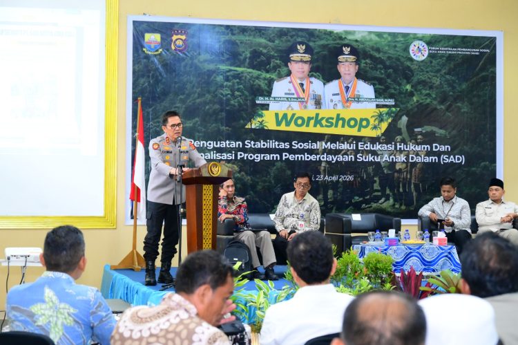 Kapolda Jambi Jadi Pemateri Utama dalam Penguatan Stabilitas Sosial dan Edukasi Hukum Bagi Suku Anak Dalam