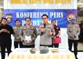 Polda Jambi Gelar Konferensi Pers, DPO Narkotika Berhasil Ditangkap di Tanjab Barat