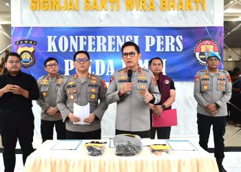 Polda Jambi Gelar Konferensi Pers, DPO Narkotika Berhasil Ditangkap di Tanjab Barat