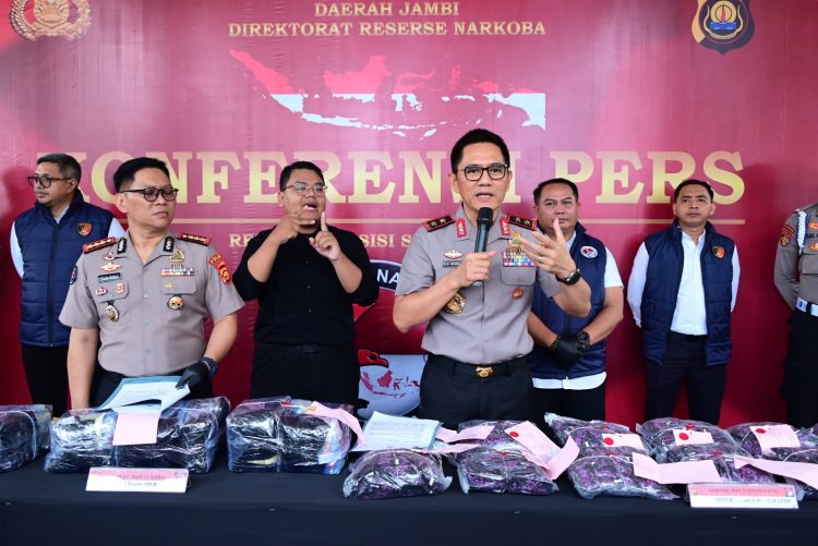 Polda Jambi Ungkap Peredaran Narkotika Skala Besar, Sita 20 Kg Sabu dan Ribuan Butir Ekstasi Serta Narkoba Jenis Etomidate