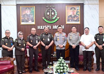 Kapolda Jambi Sambangi Kejati, Perkuat Sinergi Penegakan Hukum dan Implementasi KUHP-KUHAP