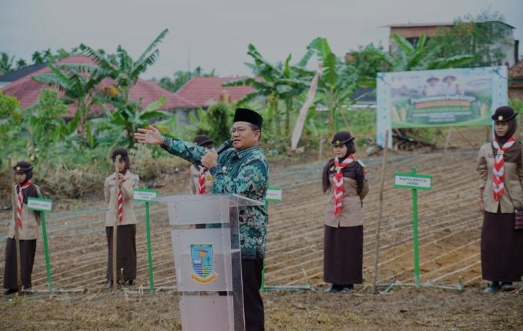Gandeng Anak – Anak Pramuka Bertani, Cara Pemkot Jambi Hindari Generasi Bangsa Dari Ketergantungan Gadget