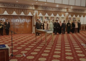Lantik Sudirman Sebagai Komisaris Utama Bank Jambi, Gubernur Al Haris Minta Pembenahan Dan Kemandiri