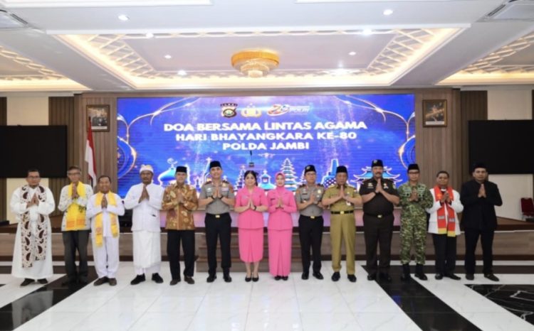 Doa Bersama Lintas Agama Warnai Peringatan HUT Bhayangkara ke-80, Polda Jambi Perkuat Komitmen Jaga Kerukunan Dan Kamtibmas