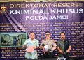 Polda Jambi Ungkap Kasus Peredaran BBM Ilegal, Amankan 6.163 Liter Solar Olahan Ilegal