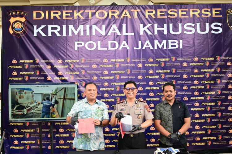Polda Jambi Ungkap Kasus Peredaran BBM Ilegal, Amankan 6.163 Liter Solar Olahan Ilegal