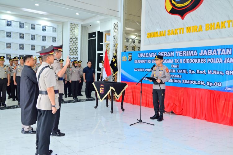 Kapolda Jambi Pimpin Sertijab Karumkit RS Bhayangkara, Perkuat Pelayanan Kesehatan Presisi Untuk Masyarakat