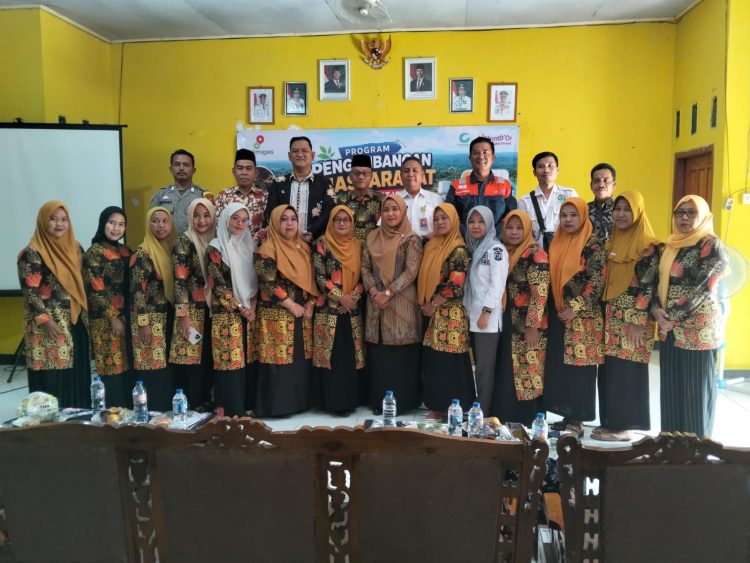 Dorong UMKM Naik Kelas, SKK Migas – MontD’Or Oil Tungkal Ltd Fasilitasi Alat dan Bimtek Membatik Kader PKK Mengupeh