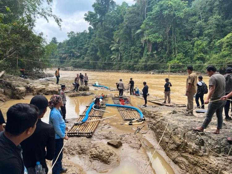 Gerak Cepat Tim Gabungan Ditreskrimsus Polda Jambi Tertibkan Tambang Peti Ilegal Di Lokasi Geopark Merangin
