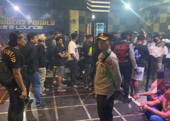 Tim Gabungan Polresta Jambi Razia Tempat Hiburan Malam, 22 Urine Pengunjung Positif Gunakan Narkoba Di Grand Club