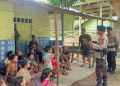 Brimob Jambi Peduli, Sambangi dan Berikan Bantuan Sosial kepada Warga SAD di Merangin