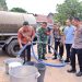 Di Tengah Kemarau Panjang, Ditreskrimsus Polda Jambi Salurkan 10 Ton Air Bersih Dan 100 Paket Sembako Untuk Warga Kenali Asam Atas