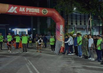 Disambut Antusias, Anak SD Hingga Dewasa Meriahkan Lomba Balap Lari Bahagia Di Kota Jambi