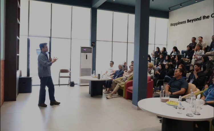 Perkuat Marketing Bagi Pelaku Ekraf, Wawako Diza Buka Workshop Multimedia Digital Bagi Milenial