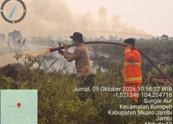 Tim Gabungan Padamkan Karhutla di Tahura Sungai Aur dan Lahan Desa Sumber Jaya Muaro Jambi