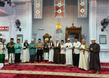 Wakapolda Jambi Laksanakan Sholat Subuh Keliling, Ajak Masyarakat Jaga Kamtibmas dan Lindungi Generasi Muda